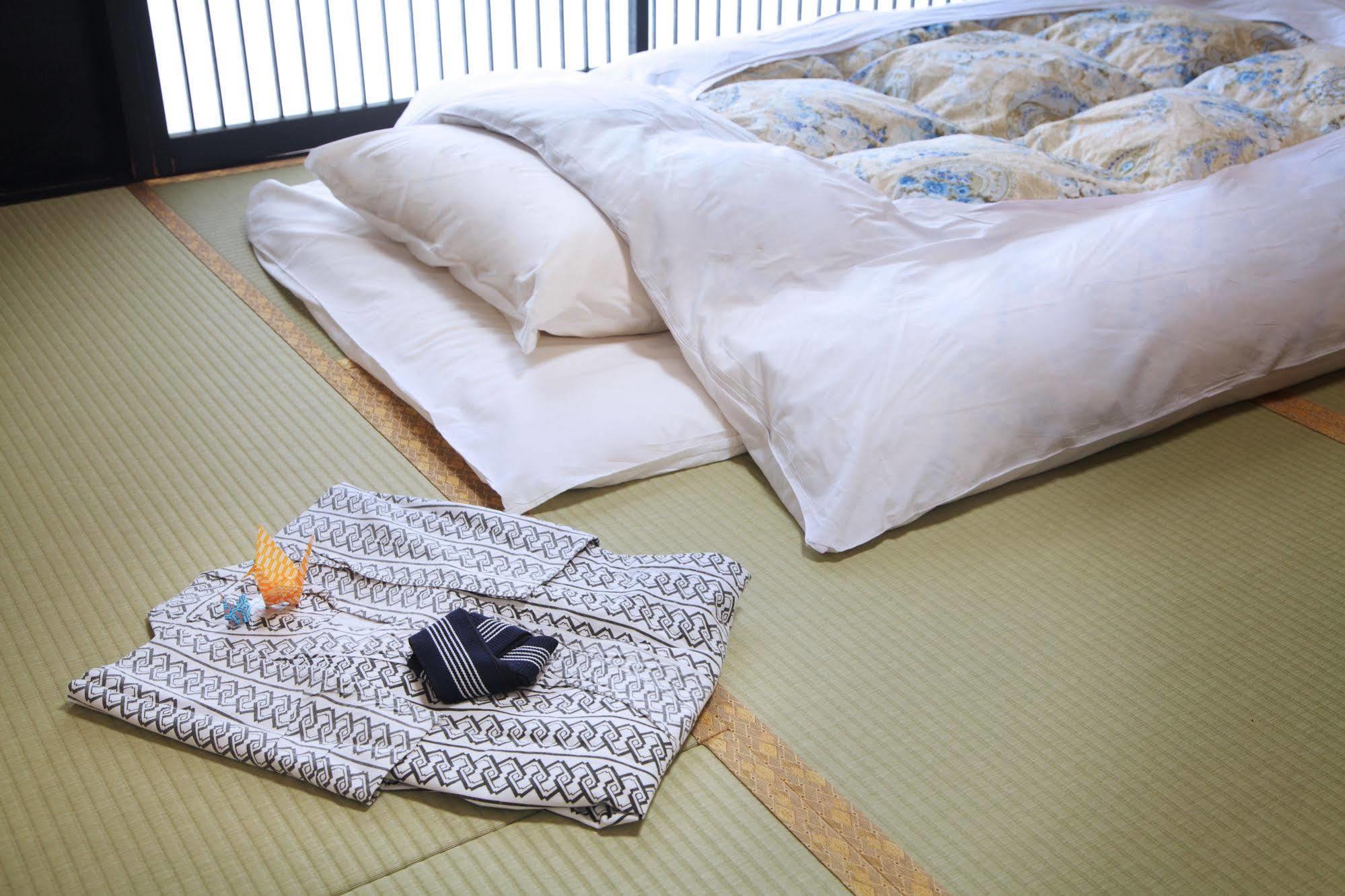 Hotel Chatelet Inn Kyoto Bagian luar foto